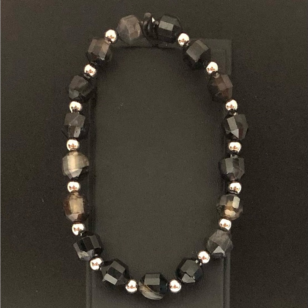 Natural Black Agate Bracelet Faceted Beads Barrel Shape Stretchable Bracelet - Picture 4 of 5